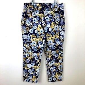 Charter Club Blue Floral Bristol Capris Size 8
